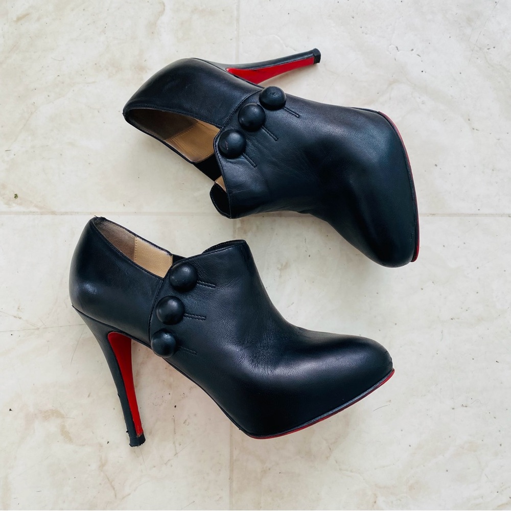 Christian Louboutin Made in Italy C'est Moi Black Leather Ankle Boots Size 6.5
